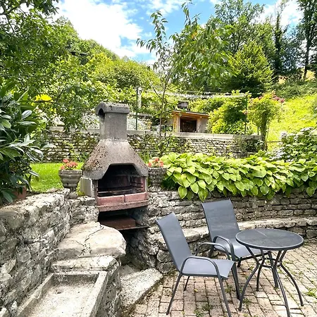 Apartma Savan Apartamento