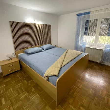 Apartma Savan Apartment *