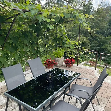 Apartma Savan Apartamento